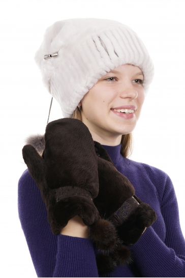 Меховые варежки женские из бобра